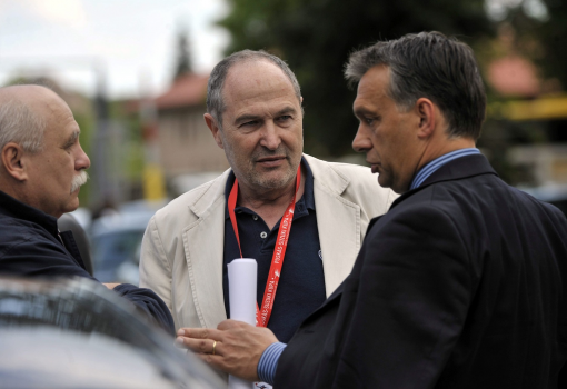 <h1>Várszegi Gábor</h1>-