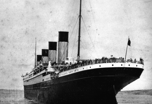 <h1>1912. április 10-én délben a Titanic elindul első – és egyben utolsó – útjára </h1>-