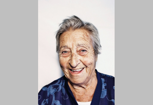 <h1>Eftiheia Plakas 92 éves</h1>-