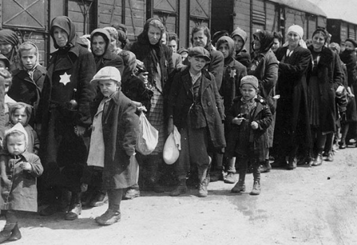 <h1>1944 áprilisában kezdődött a vidéki zsidóság deportálása Auschwitzba</h1>-