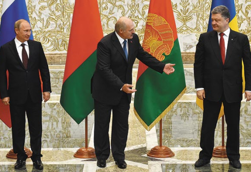 <h1>Porosenko ukrán elnököt Lukasenko belarusz államfő próbálná közelebb terelni Putyinhoz, sikertelenül - Fotó: Kirill Kudryavtsev, AFP/Europress</h1>-