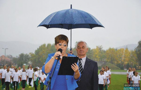 A hét képe: az ifjak spártai nevelése, esernyő alól