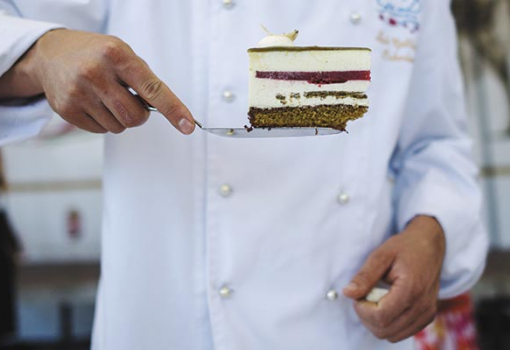 <h1>Az ország tortája - Fotó: Marjai János, MTI</h1>-