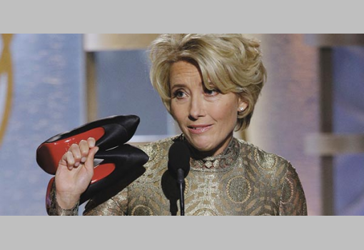 <h1>Minden idők egyik legemlékezetesebb spicces Golden Globe-pillanata, mikor Emma Thompson elhagyta a cipőjét, ezért mezítláb, egy martinis pohárral a kezében sétált fel a színpadra, hogy 2014-ben a legjobb forgatókönyvért járó szobrot átvegye</h1>-