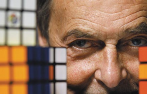 Rubik Ernő nem akar kockaházat